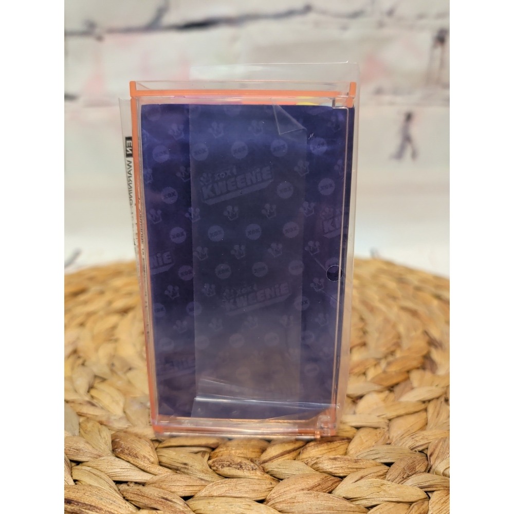 XOX Kweenie Quirky Kweens Mystery Figurine & Display Case NEW With Open Box - Picture 8 of 11